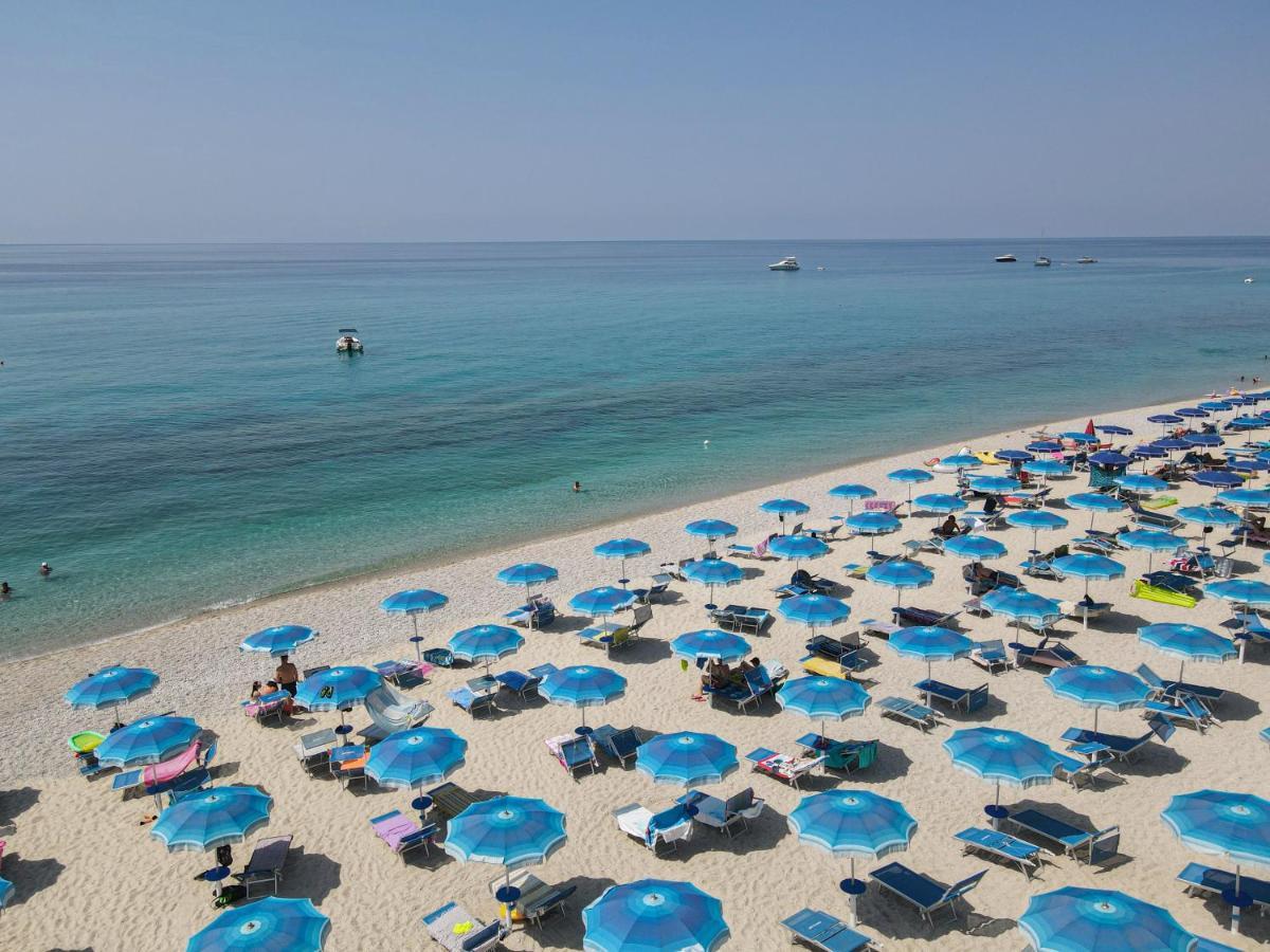 Hotel Scoglio Del Leone Цамброне Екстер'єр фото