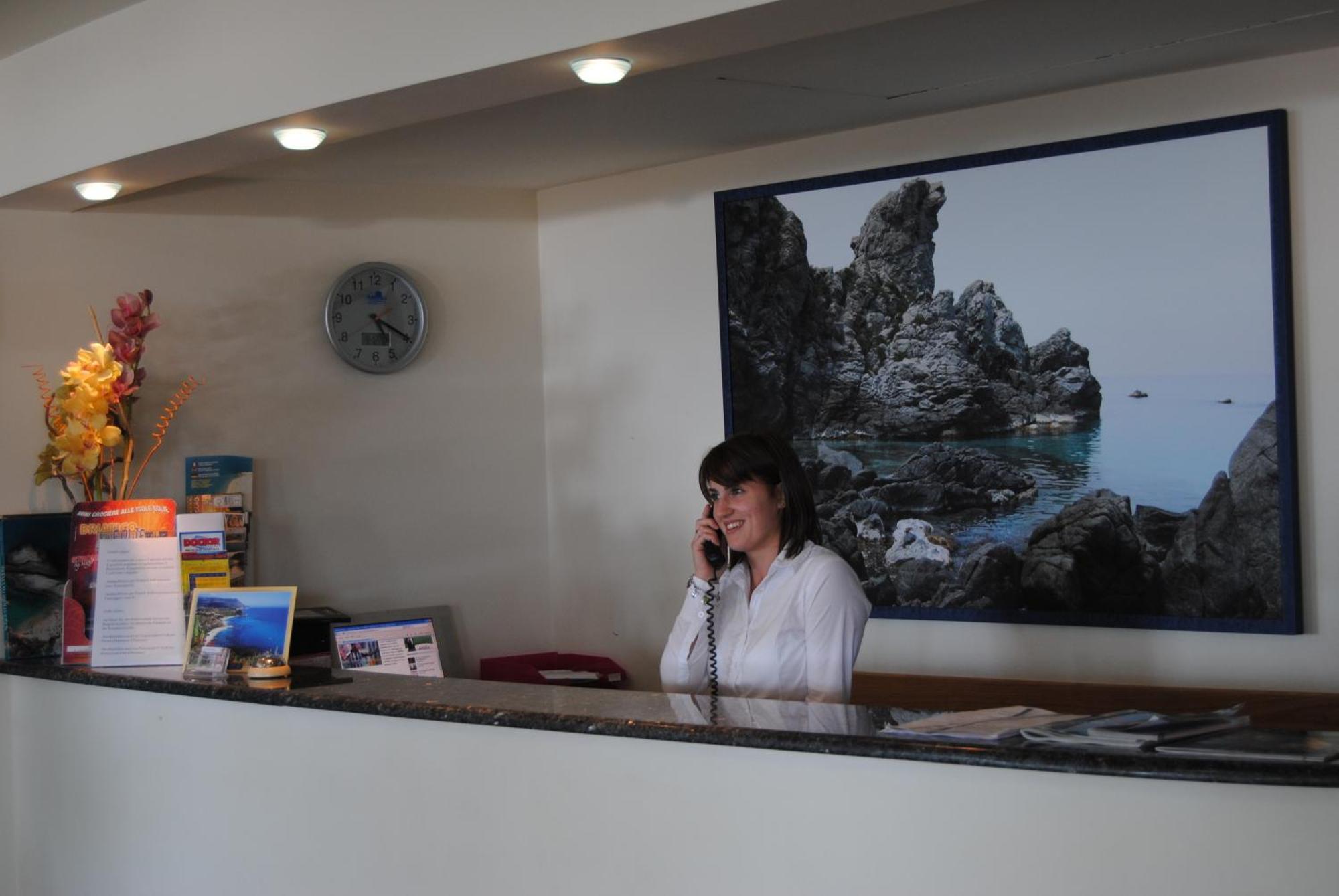 Hotel Scoglio Del Leone Цамброне Екстер'єр фото