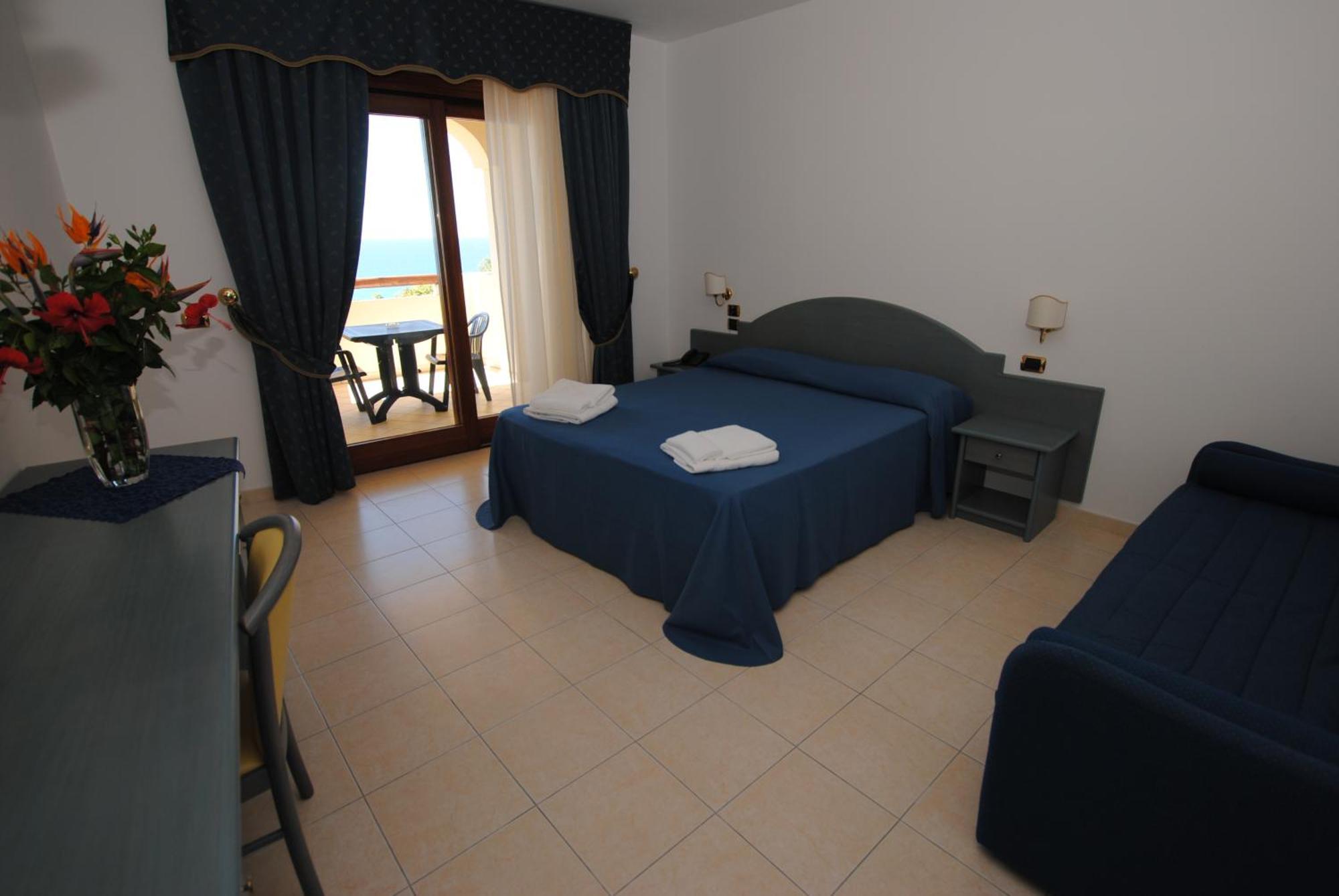 Hotel Scoglio Del Leone Цамброне Екстер'єр фото